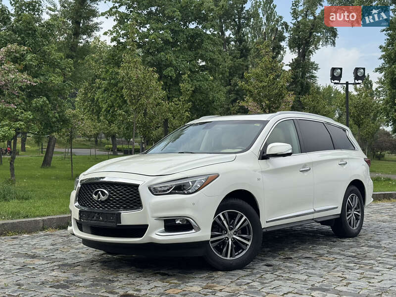 Внедорожник / Кроссовер Infiniti QX60 2018 в Киеве