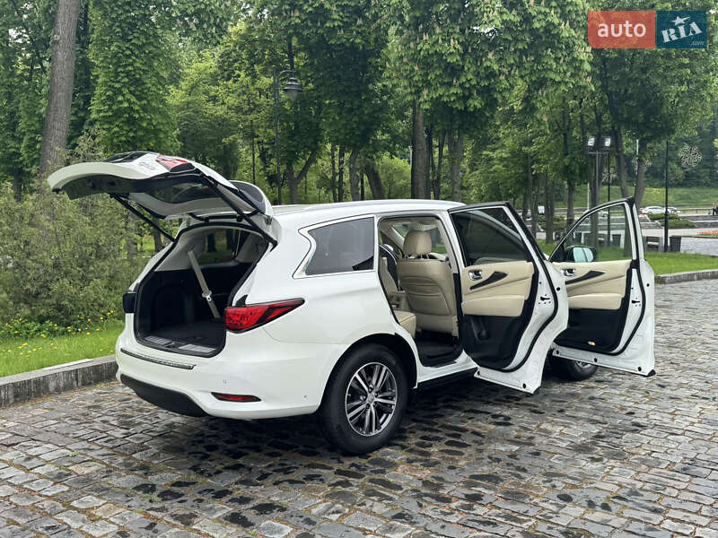 Внедорожник / Кроссовер Infiniti QX60 2018 в Киеве