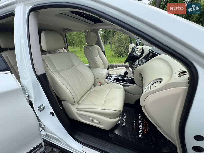 Внедорожник / Кроссовер Infiniti QX60 2018 в Киеве
