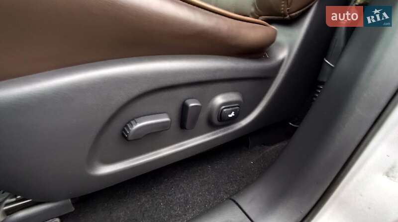 Внедорожник / Кроссовер Infiniti QX60 2014 в Чернигове