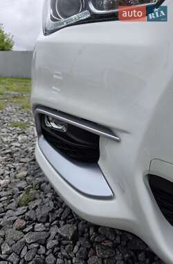 Внедорожник / Кроссовер Infiniti QX60 2016 в 
