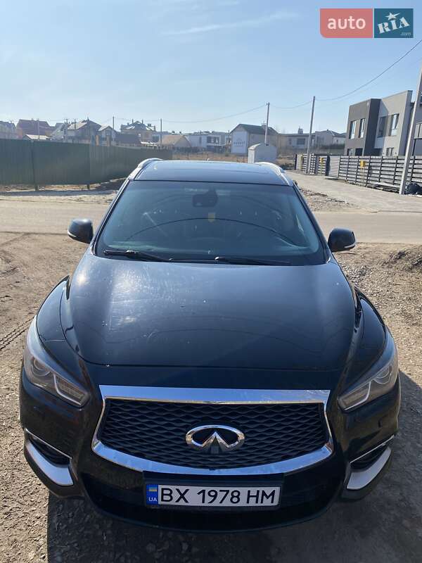 Внедорожник / Кроссовер Infiniti QX60 2018 в Софиевской Борщаговке