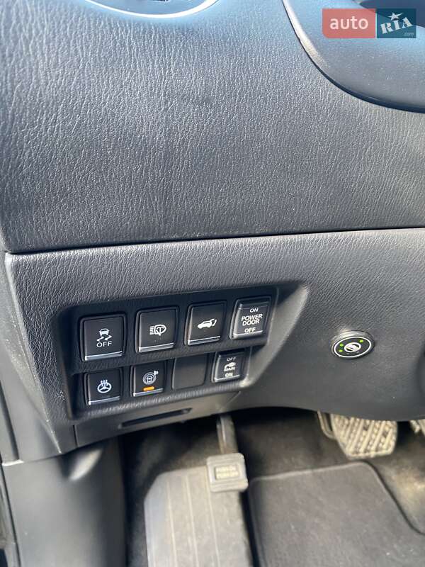 Внедорожник / Кроссовер Infiniti QX60 2018 в Софиевской Борщаговке