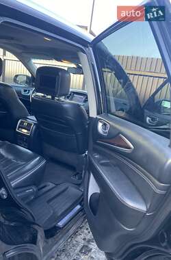 Внедорожник / Кроссовер Infiniti QX60 2018 в 