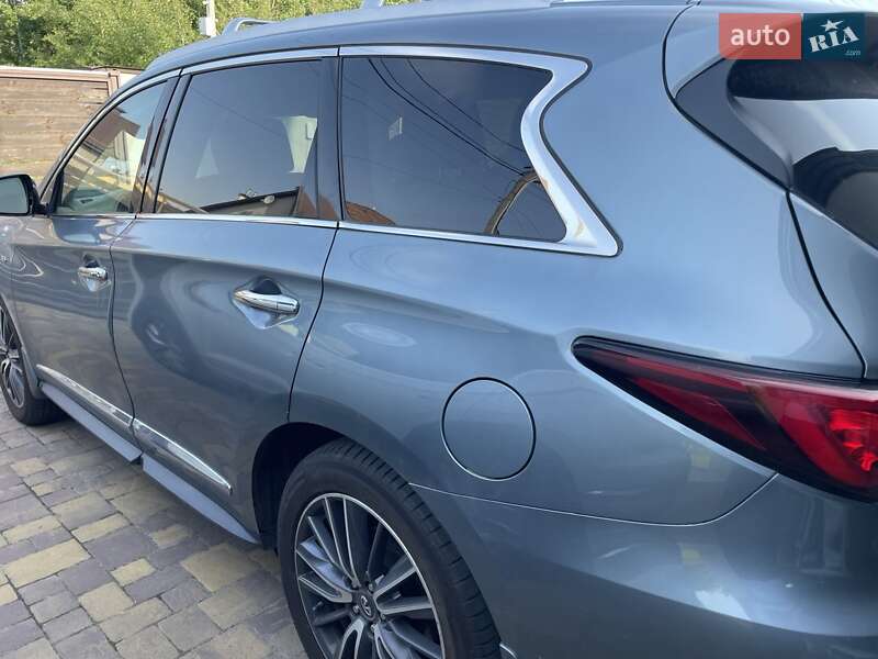 Позашляховик / Кросовер Infiniti QX60 2017 в Києві