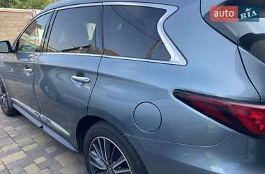 Внедорожник / Кроссовер Infiniti QX60 2017 в 