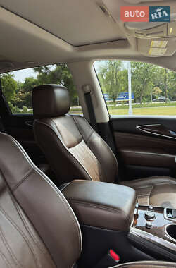 Внедорожник / Кроссовер Infiniti QX60 2019 в 