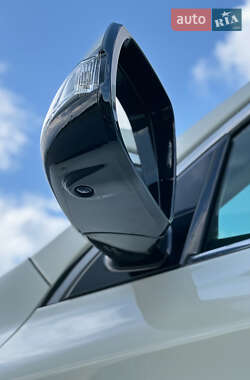 Внедорожник / Кроссовер Infiniti QX60 2019 в 