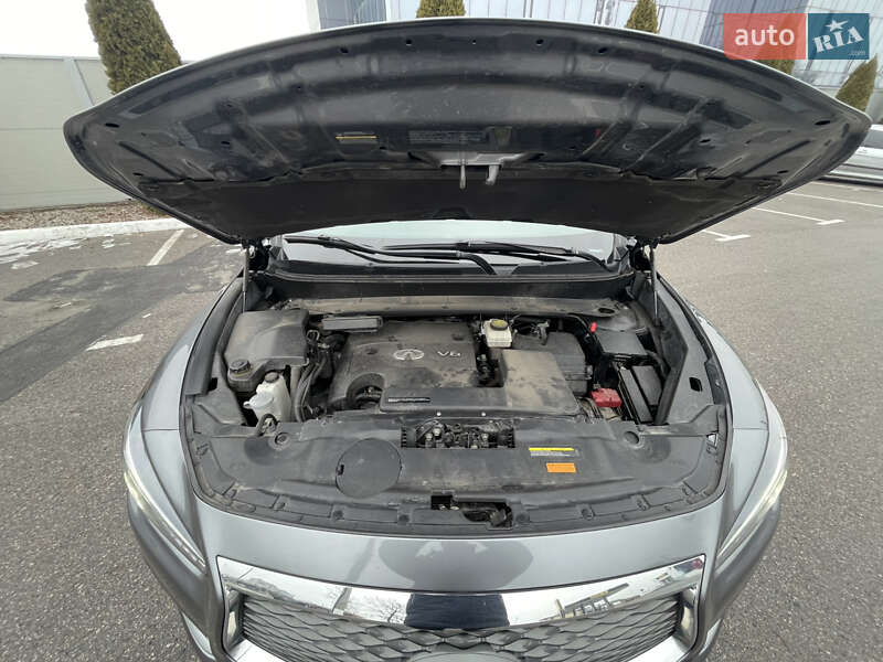 Внедорожник / Кроссовер Infiniti QX60 2016 в Белой Церкви