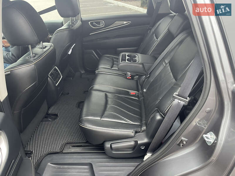 Внедорожник / Кроссовер Infiniti QX60 2016 в Белой Церкви