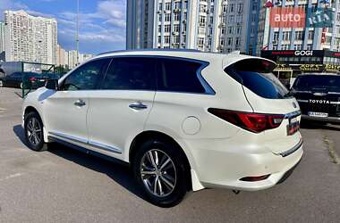 Внедорожник / Кроссовер Infiniti QX60 2019 в 