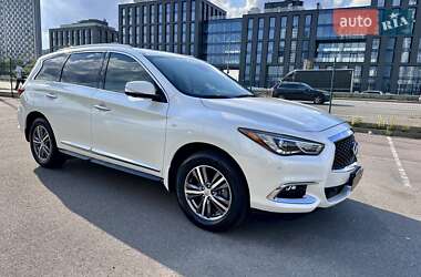 Внедорожник / Кроссовер Infiniti QX60 2019 в 