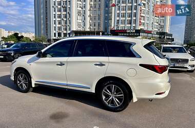 Внедорожник / Кроссовер Infiniti QX60 2019 в 