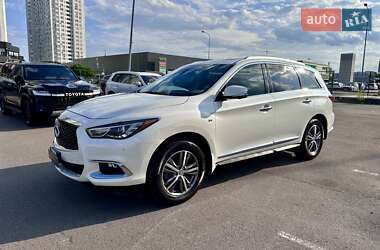 Внедорожник / Кроссовер Infiniti QX60 2019 в 