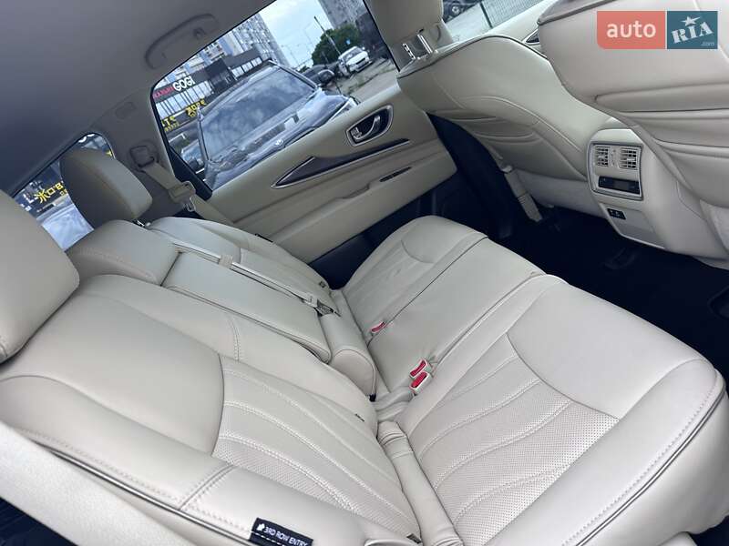 Позашляховик / Кросовер Infiniti QX60 2019 в Києві