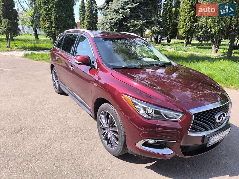 Внедорожник / Кроссовер Infiniti QX60 2019 в Сквире