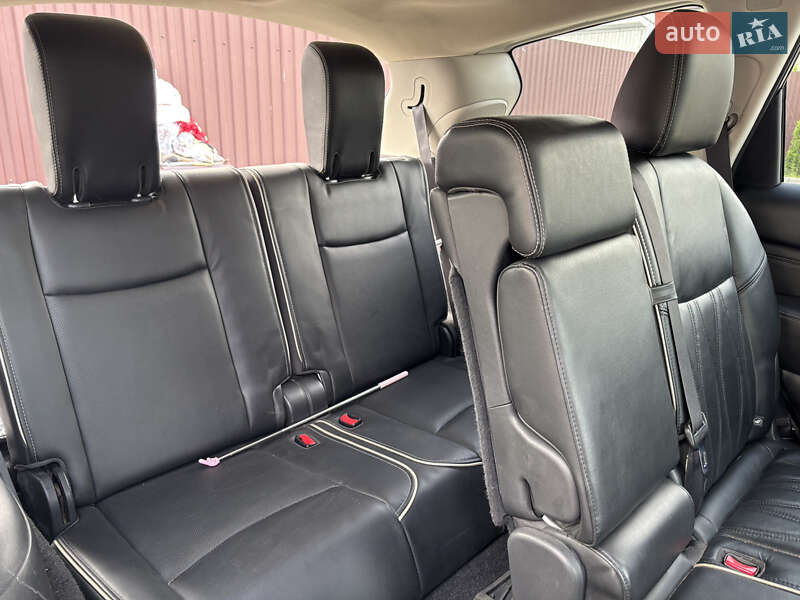 Внедорожник / Кроссовер Infiniti QX60 2017 в Тернополе