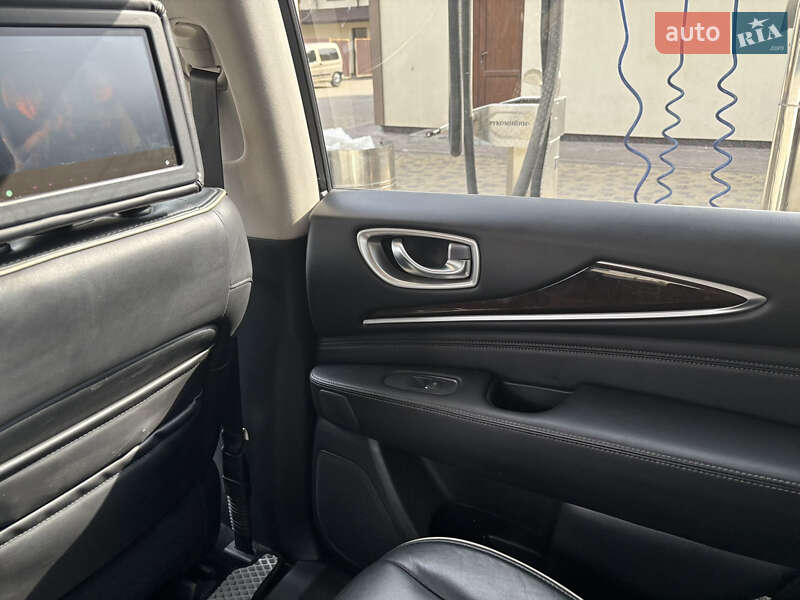 Внедорожник / Кроссовер Infiniti QX60 2017 в Тернополе