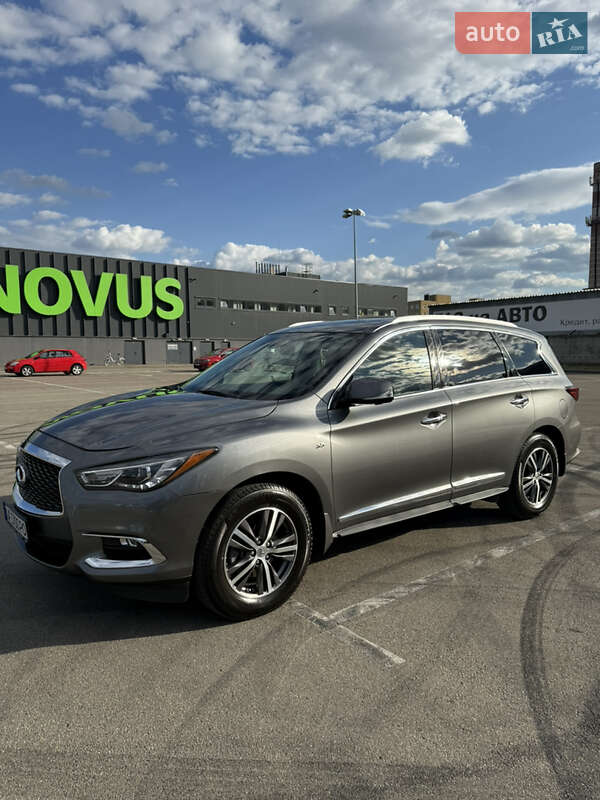 Внедорожник / Кроссовер Infiniti QX60 2016 в Киеве