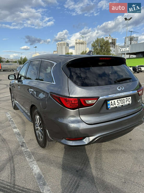 Внедорожник / Кроссовер Infiniti QX60 2016 в Киеве