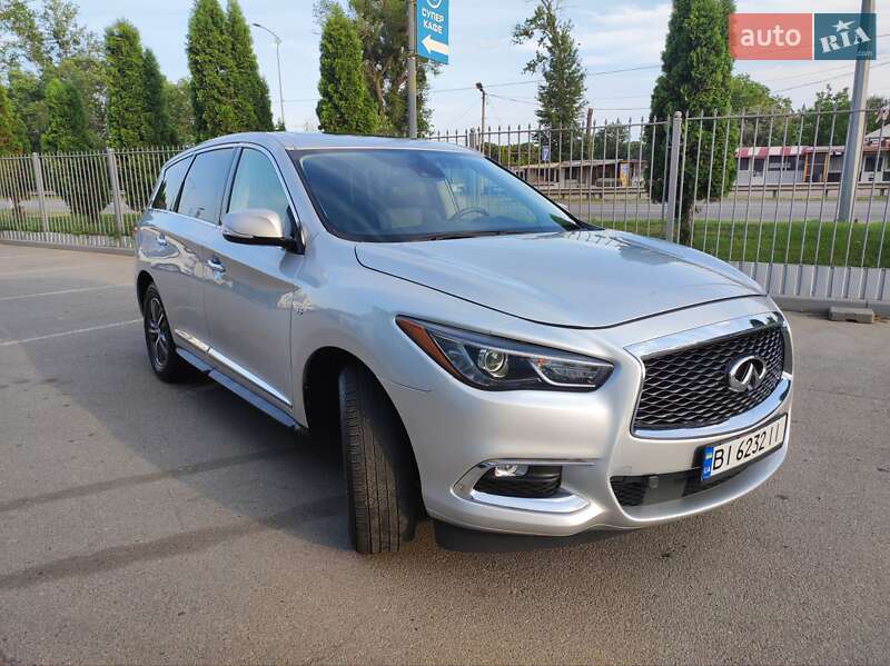 Внедорожник / Кроссовер Infiniti QX60 2018 в Полтаве