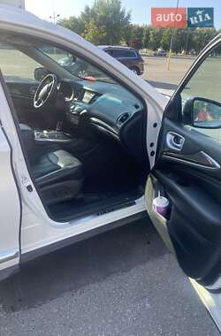 Внедорожник / Кроссовер Infiniti QX60 2014 в 