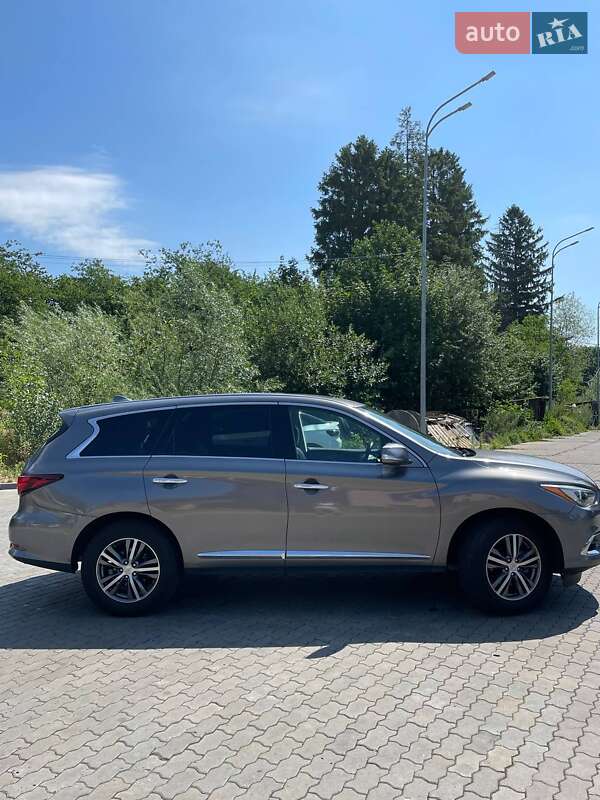 Внедорожник / Кроссовер Infiniti QX60 2019 в Стрые