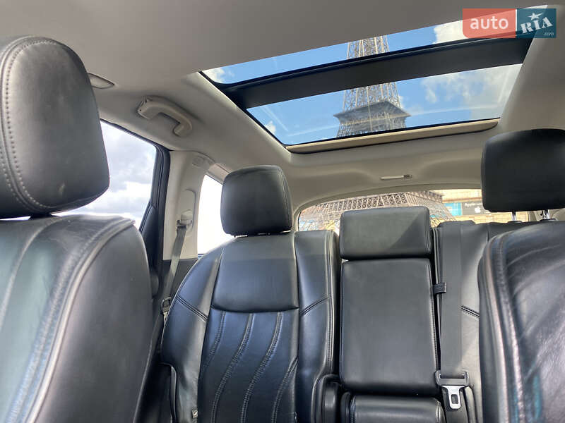 Позашляховик / Кросовер Infiniti QX60 2015 в Харкові