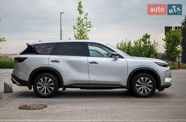 Внедорожник / Кроссовер Infiniti QX60 2023 в 