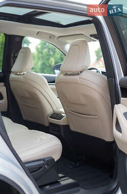 Внедорожник / Кроссовер Infiniti QX60 2023 в 