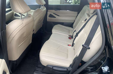 Внедорожник / Кроссовер Infiniti QX60 2022 в 
