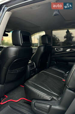 Внедорожник / Кроссовер Infiniti QX60 2015 в 