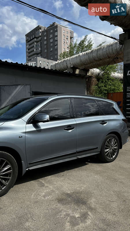 Позашляховик / Кросовер Infiniti QX60 2016 в Києві