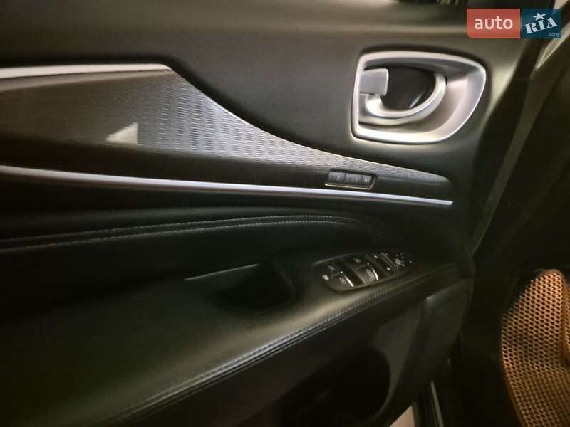 Внедорожник / Кроссовер Infiniti QX60 2017 в Каменском