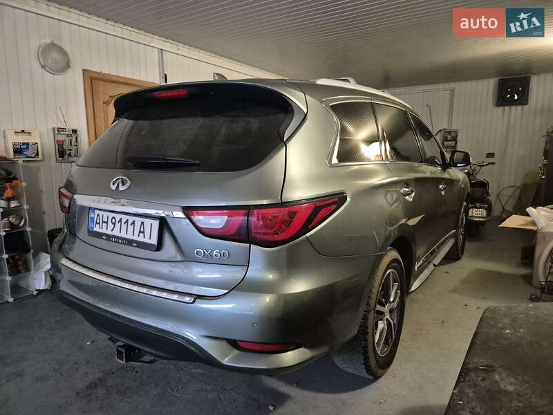 Внедорожник / Кроссовер Infiniti QX60 2017 в Каменском