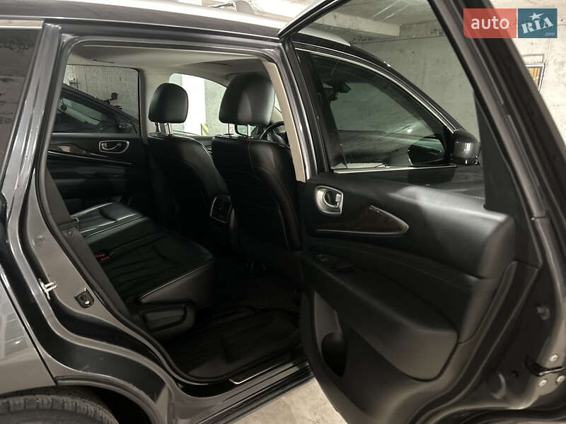 Внедорожник / Кроссовер Infiniti QX60 2014 в Черновцах