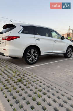 Внедорожник / Кроссовер Infiniti QX60 2013 в 