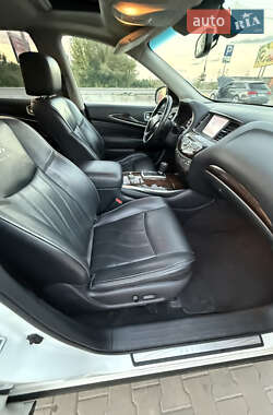 Внедорожник / Кроссовер Infiniti QX60 2013 в 