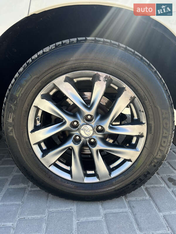 Внедорожник / Кроссовер Infiniti QX60 2013 в Львове