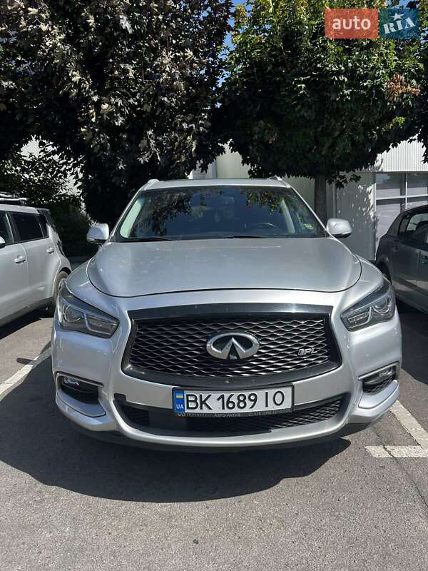 Внедорожник / Кроссовер Infiniti QX60 2016 в Ровно