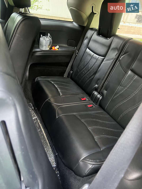 Внедорожник / Кроссовер Infiniti QX60 2015 в Броварах