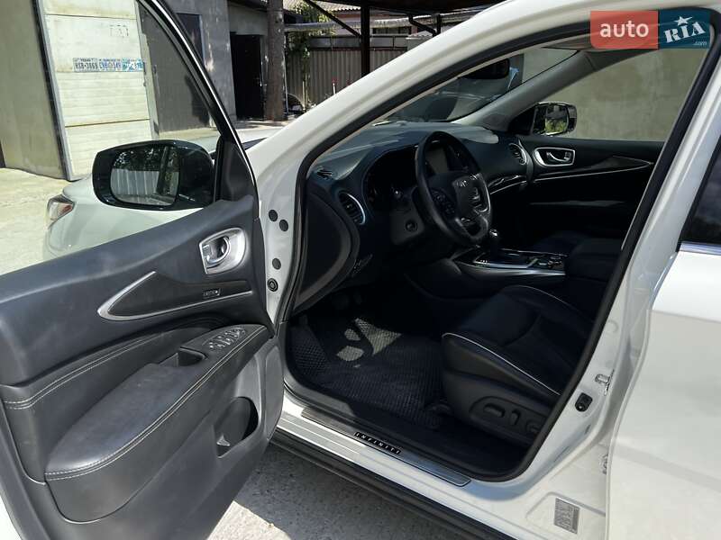 Внедорожник / Кроссовер Infiniti QX60 2017 в Харькове