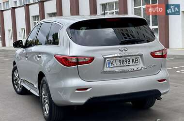 Внедорожник / Кроссовер Infiniti QX60 2015 в 
