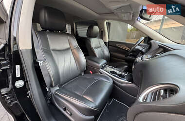 Внедорожник / Кроссовер Infiniti QX60 2018 в 