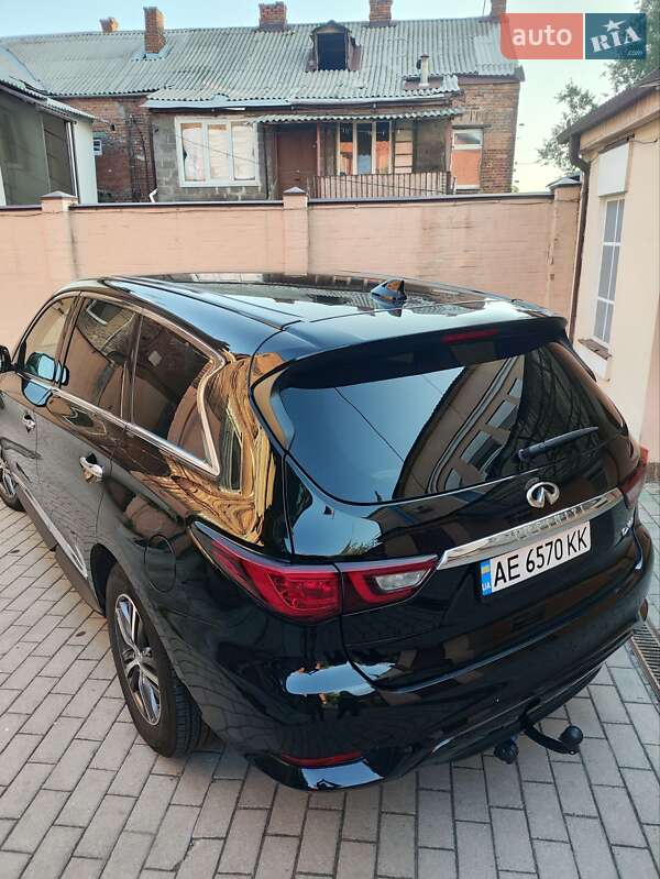 Внедорожник / Кроссовер Infiniti QX60 2018 в Днепре