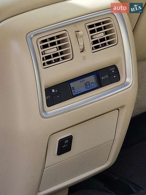 Внедорожник / Кроссовер Infiniti QX60 2018 в Киеве