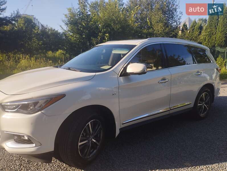 Внедорожник / Кроссовер Infiniti QX60 2016 в Львове
