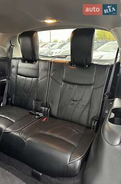 Внедорожник / Кроссовер Infiniti QX60 2019 в 