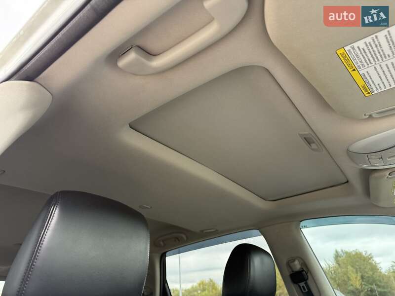 Внедорожник / Кроссовер Infiniti QX60 2013 в Киеве