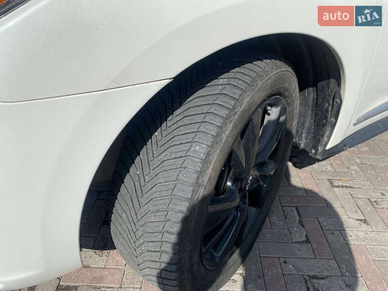 Позашляховик / Кросовер Infiniti QX60 2015 в Харкові фото 10 Позашляховик / Кросовер Infiniti QX60 2015 в Харкові